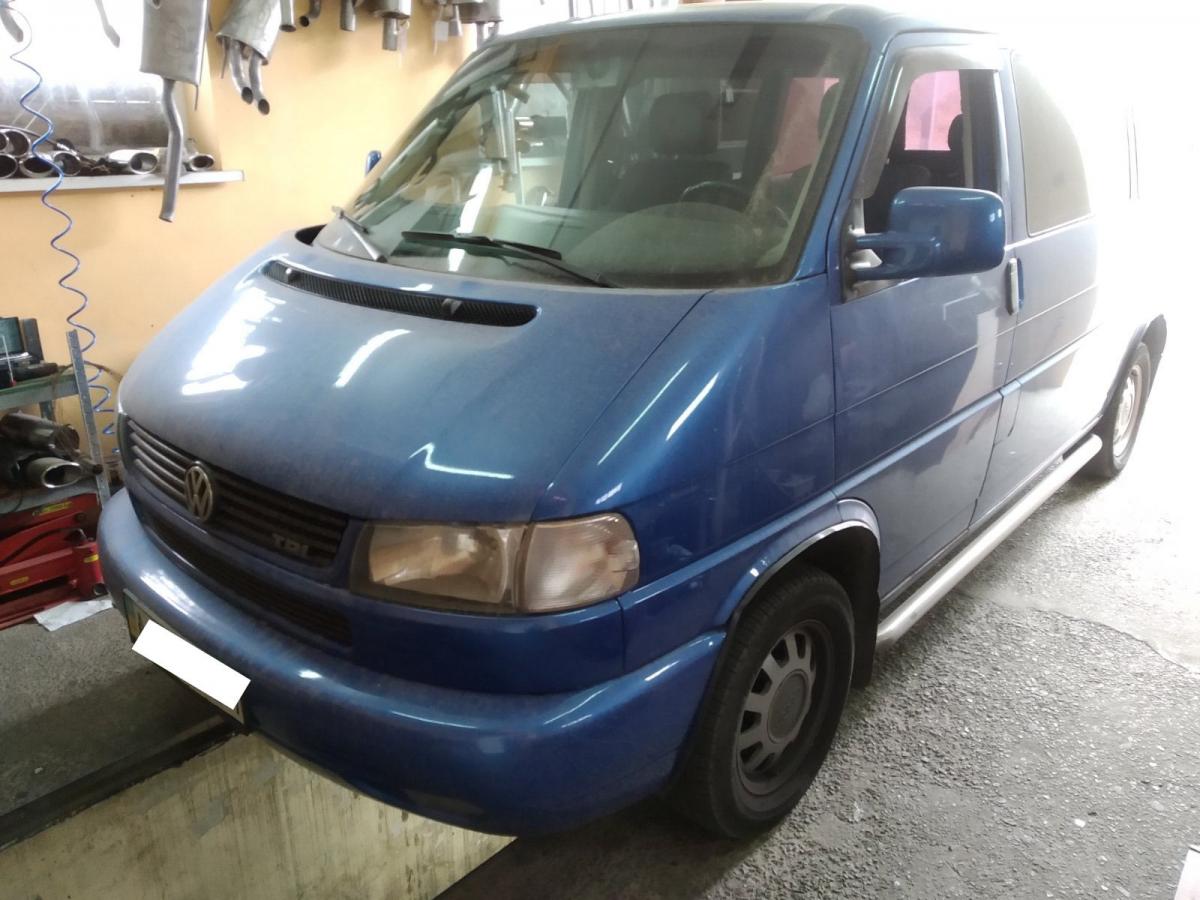 VW T4 Заміна глушника на новий. Вартість роботи 40 $