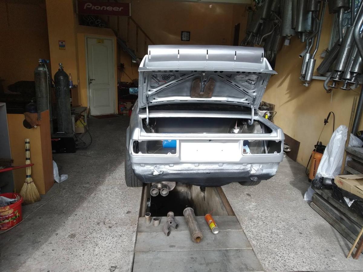 BMW виготовили нову вихлопну систему. Вартість роботи 150$